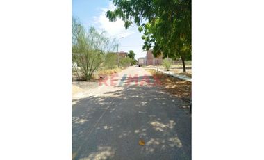 Vendo Terreno En La Urb. La Planicie Iv Etapa - Área 112.54 M2  En Esquina