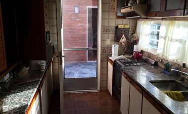 CHALET DE 4 AMB CON PISCINA