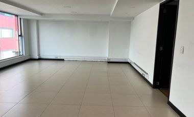 oficina en arriendo en batán. Cod A16705