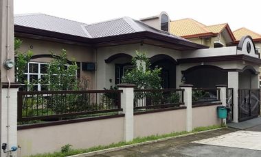 BUNGALOW HOUSE & LOT FOR SALE TAGAYTAY CITY.