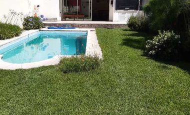 Casa en venta en Haedo Chico