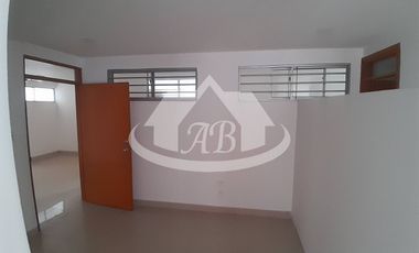 OFICINA EN ARRIENDO BARRIO CENTRO | 1311