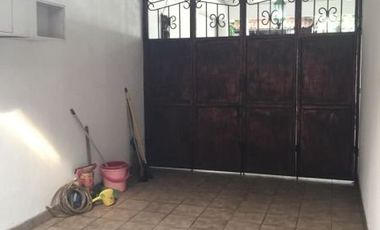 Rumah 1.5 Lantai, asri, nyaman dan tenang dimegapolitan cinere
