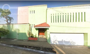 Casa en Venta en calle Estado de México, Col. Petrolera, Coatzacoalcos, Ver.