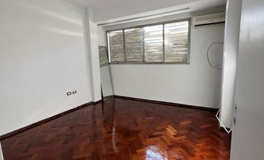 Departamento de 3 dormitorios a la venta Sarmiento al 700