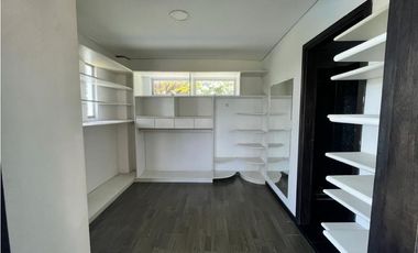 Casa con Piscina para Renta en la Vía San Antonio La Ceja