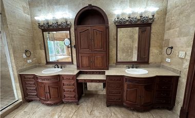 Costa de las Perlas con piscina