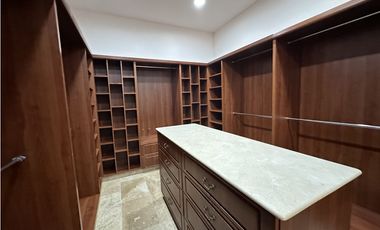 Costa de las Perlas con piscina