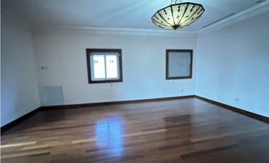 Costa de las Perlas con piscina