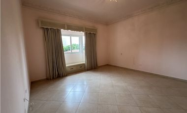 Costa de las Perlas con piscina