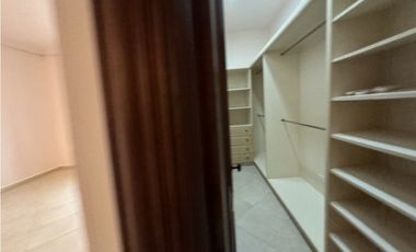 Costa de las Perlas con piscina