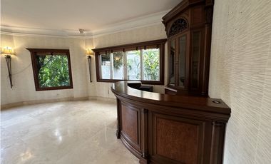 Costa de las Perlas con piscina