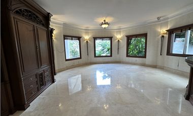 Costa de las Perlas con piscina