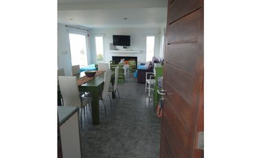 CASA PARA 6 PERSONAS FRENTE AL MAR EN ALQUILER TEMPORARIO