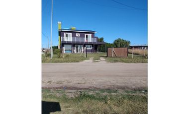 CASA PARA 6 PERSONAS FRENTE AL MAR EN ALQUILER TEMPORARIO