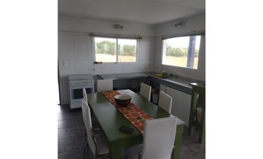 CASA PARA 6 PERSONAS FRENTE AL MAR EN ALQUILER TEMPORARIO