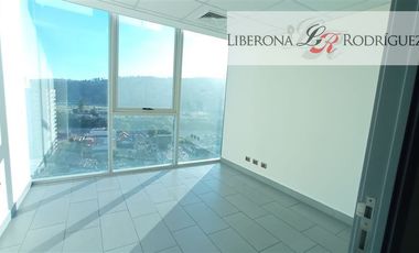 Oficina en Venta en Amplia Oficina en Edificio Contemporáneo