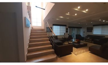 VENDO CASA DE ESQUINA EN COSTA SUR PH VILLA VALENCIA (6)