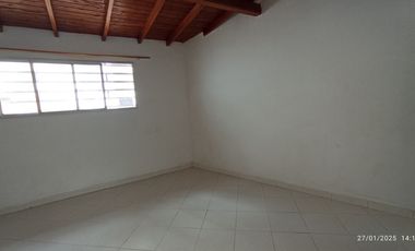 casa en arriendo en  prados de sabaneta. Cod A57544
