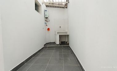 casa en arriendo en  prados de sabaneta. Cod A57544