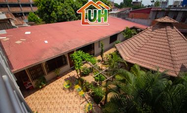 ALQUILER EDIFICIO: 14 OFICINAS + 04 DPTOS PUCALLPA - ZONA CENTRICA