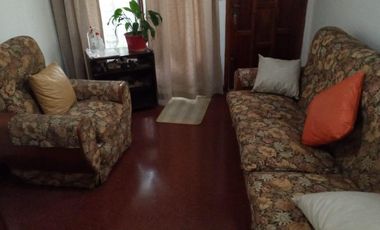 Casa PH en venta en Villa Dominico