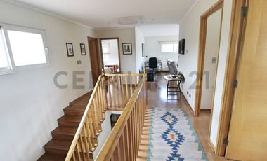 Casa en Venta, 5 dormitorios, Las Brisas de Chicureo
