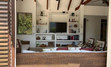 casa condominio en venta en via mesa de yeguas. Cod V3303