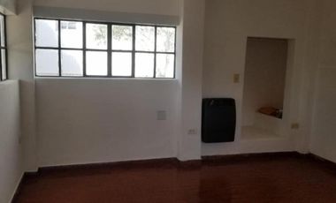 hermosa casa barrio los manantiales