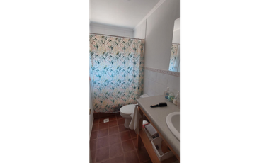 SE VENDE CASA EN QUEBRADA ALVARADO, SECTOR LO CASTRO, OLMUÉ