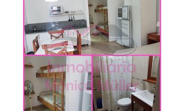 Edificio - 11 dptos.  venta en block - Av. Tres 2869