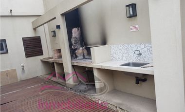 Edificio - 11 dptos.  venta en block - Av. Tres 2869