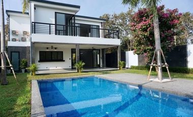 Modern house with a private pool for sale in Hang Dong , Chiang Mai