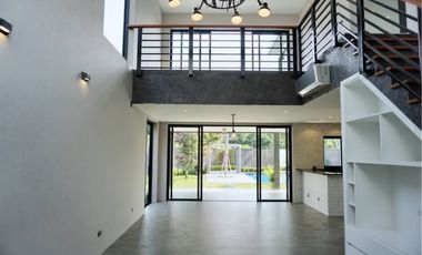 Modern house with a private pool for sale in Hang Dong , Chiang Mai