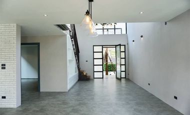 Modern house with a private pool for sale in Hang Dong , Chiang Mai