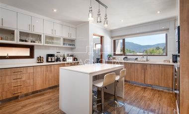 Casa en venta de 4 dorm. en Mostazal