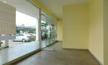 local en arriendo en la arboleda. Cod A88779