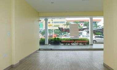 local en arriendo en la arboleda. Cod A88779