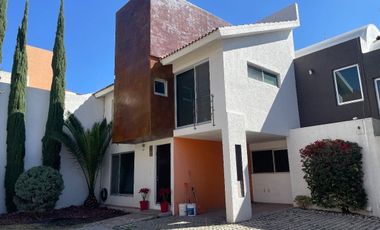 Casa en venta en condominio en Milenio III