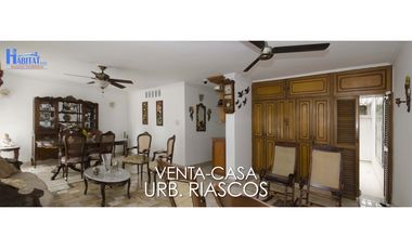Casa en Venta Urbanización Riascos, Santa Marta.