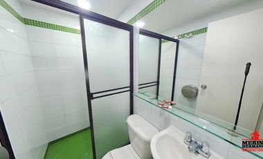 edificio en arriendo en laureles. Cod A6038