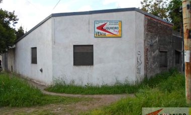 Casa para 2 Familias en venta en Burzaco Este