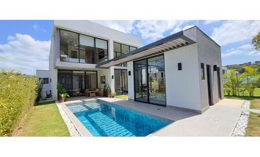 Casas Nuevas en Panamá Pacífico - EXPLORA