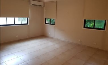 HERMOSA CASA EN CLAYTON VILLAGE 5REC  350MTS2