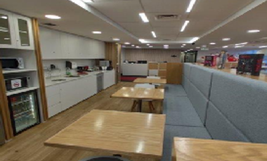 Oficina en Arriendo en Cerro El Plomo / Alonso de Córdova