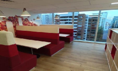 Oficina en Arriendo en Cerro El Plomo / Alonso de Córdova