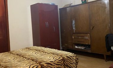 Casa con Departamento en venta en Moron Sur