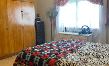 Casa con Departamento en venta en Moron Sur