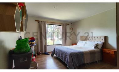 Espectacular Casa Colonial en Hacienda Chacabuco