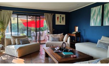 Espectacular Casa Colonial en Hacienda Chacabuco